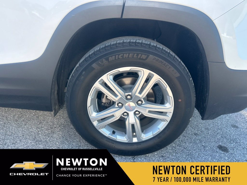 Used 2024 GMC Terrain SLE FWD image 18