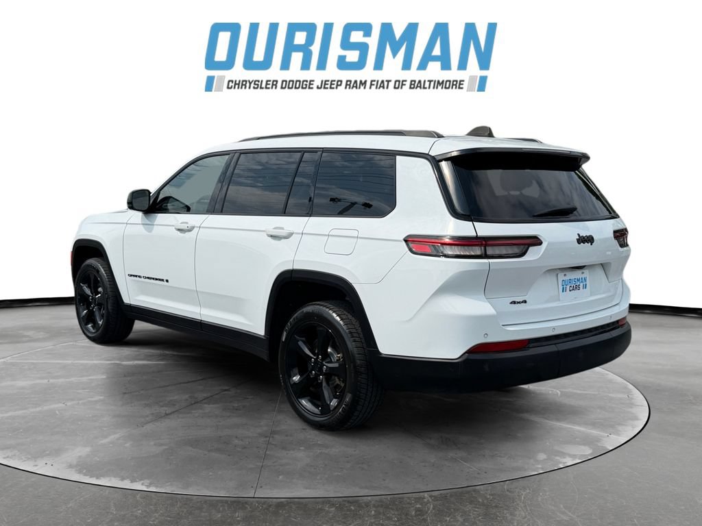 Used 2023 Jeep Grand Cherokee L Laredo AWD/4WD image 4