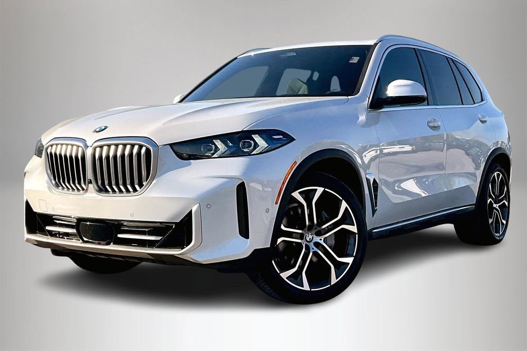 Certified 2026 BMW X5 xDrive40i w/ Climate Comfort Package image 2