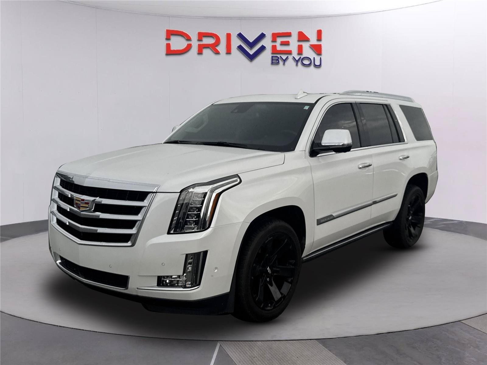 Used 2020 Cadillac Escalade Premium Luxury AWD/4WD image 8