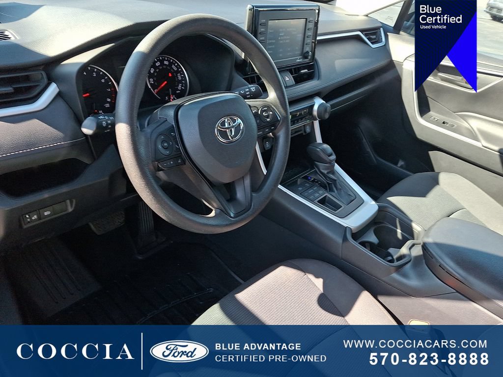 Used 2021 Toyota RAV4 LE AWD/4WD image 15