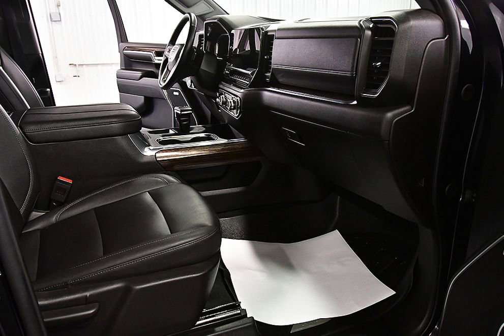 Used 2024 GMC Sierra 1500 Elevation w/ Elevation Premium Package image 31