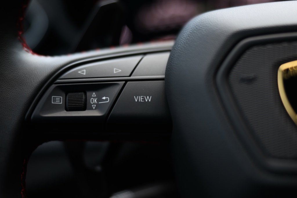 Used 2024 Lamborghini Urus Performante image 40