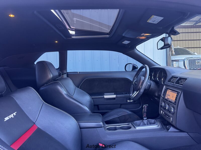 Used 2012 Dodge Challenger SRT8 image 26