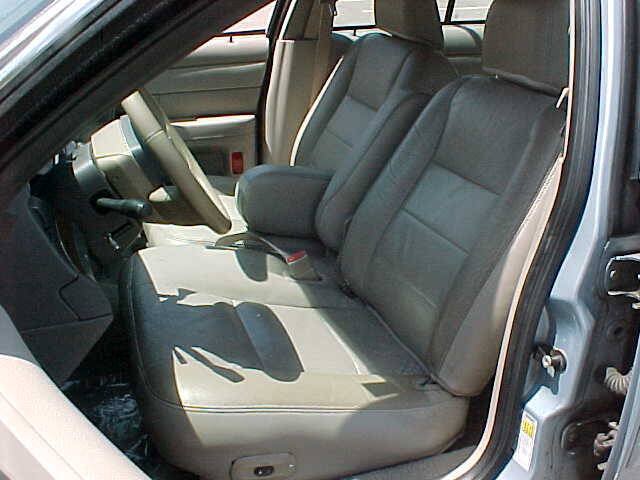 Used 2007 Ford Crown Victoria LX RWD image 22