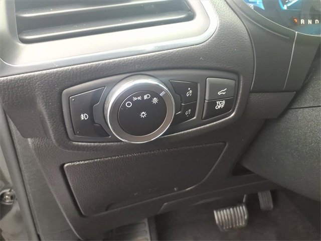 Used 2023 Ford Edge Titanium w/ Class II Trailer Tow Package image 13