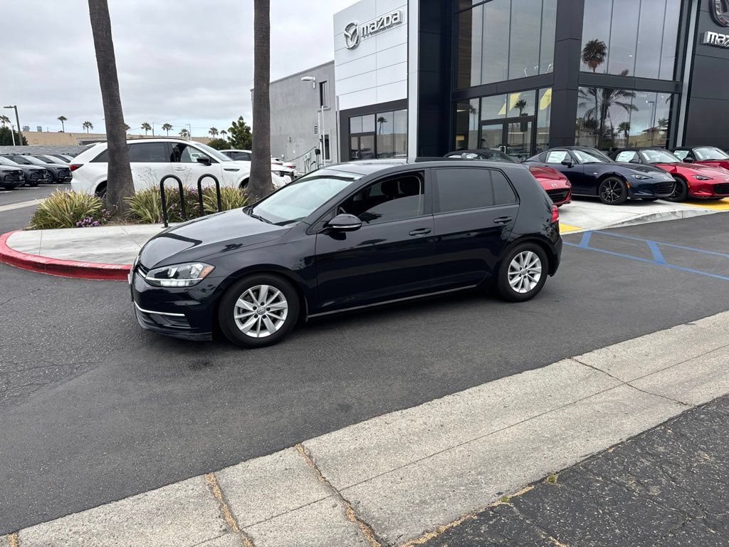 Used 2019 Volkswagen Golf 4-Door FWD image 8