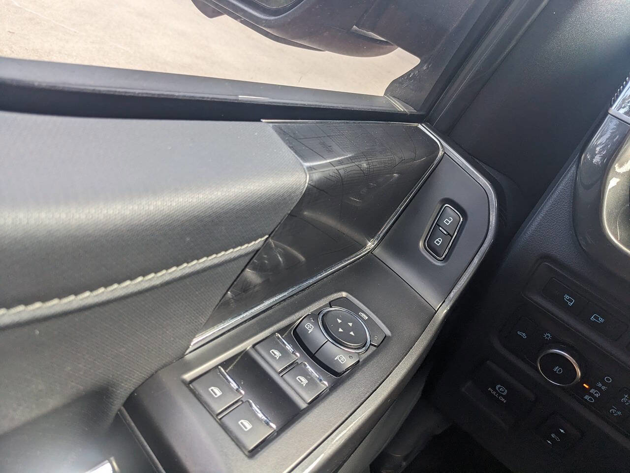Used 2022 Ford F150 XLT w/ Equipment Group 302A High image 28