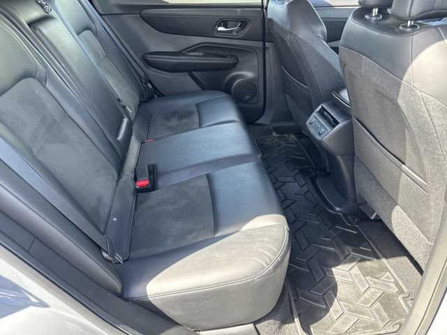 Used 2024 Nissan Ariya AWD image 21