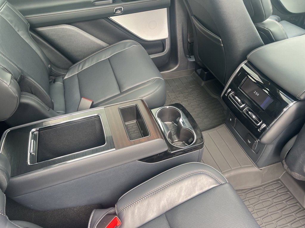 New 2025 Lincoln Aviator Reserve w/ Luxury Package image 16