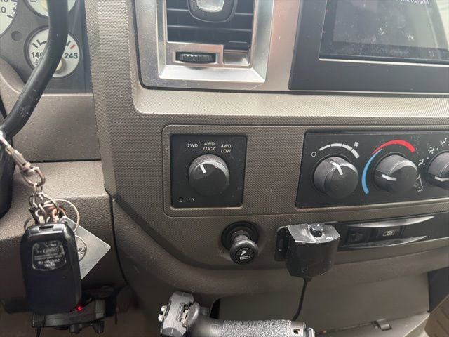 Used 2009 Dodge Ram 3500 Truck SLT image 29