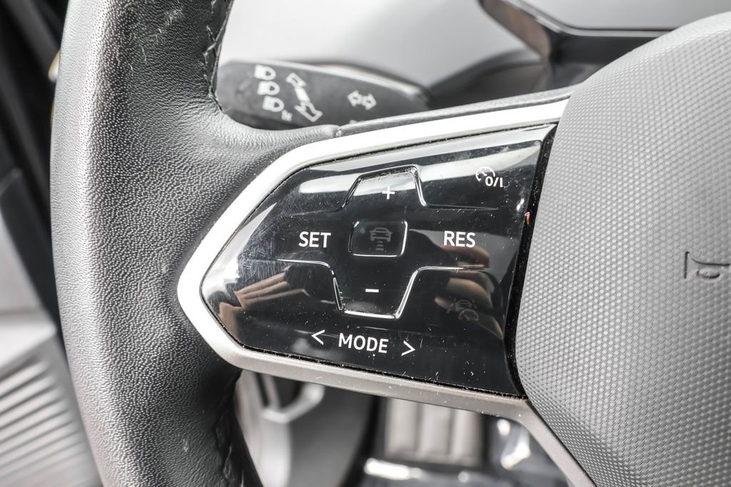 Used 2023 Volkswagen ID.4 Pro S image 22