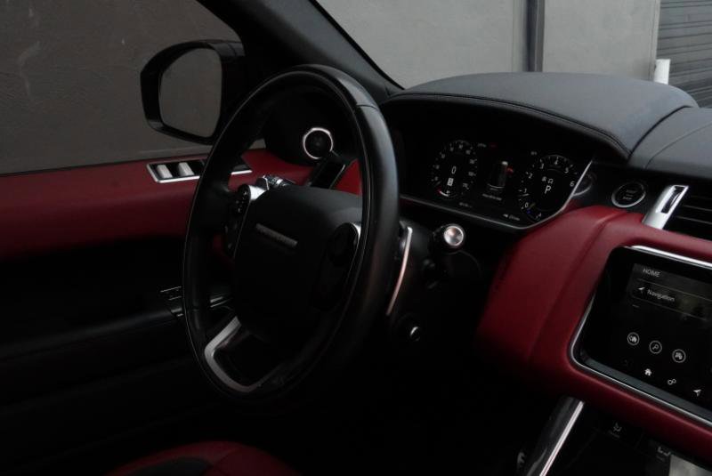 Used 2019 Land Rover Range Rover Sport Supercharged image 12