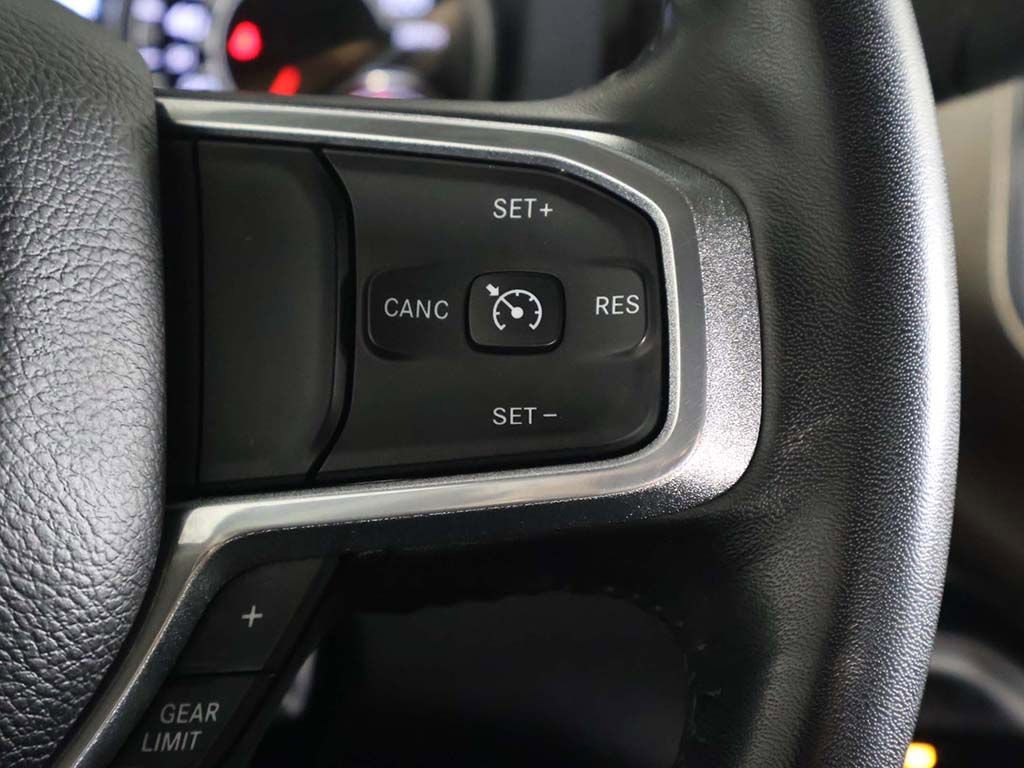 Used 2024 RAM 2500 Laramie image 39