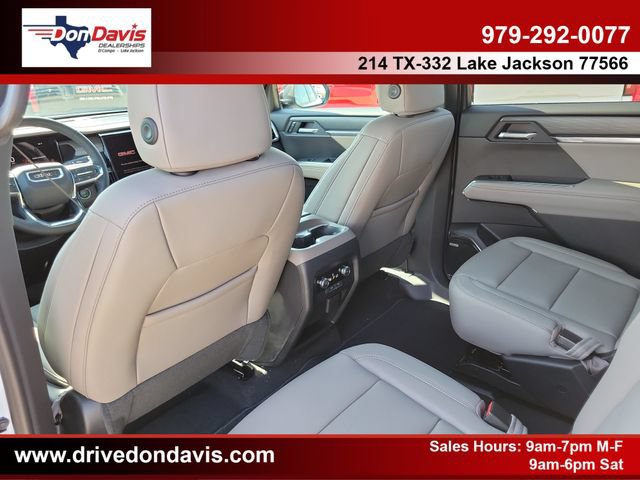 New 2027 GMC Acadia Elevation w/ Black Edition FWD image 11