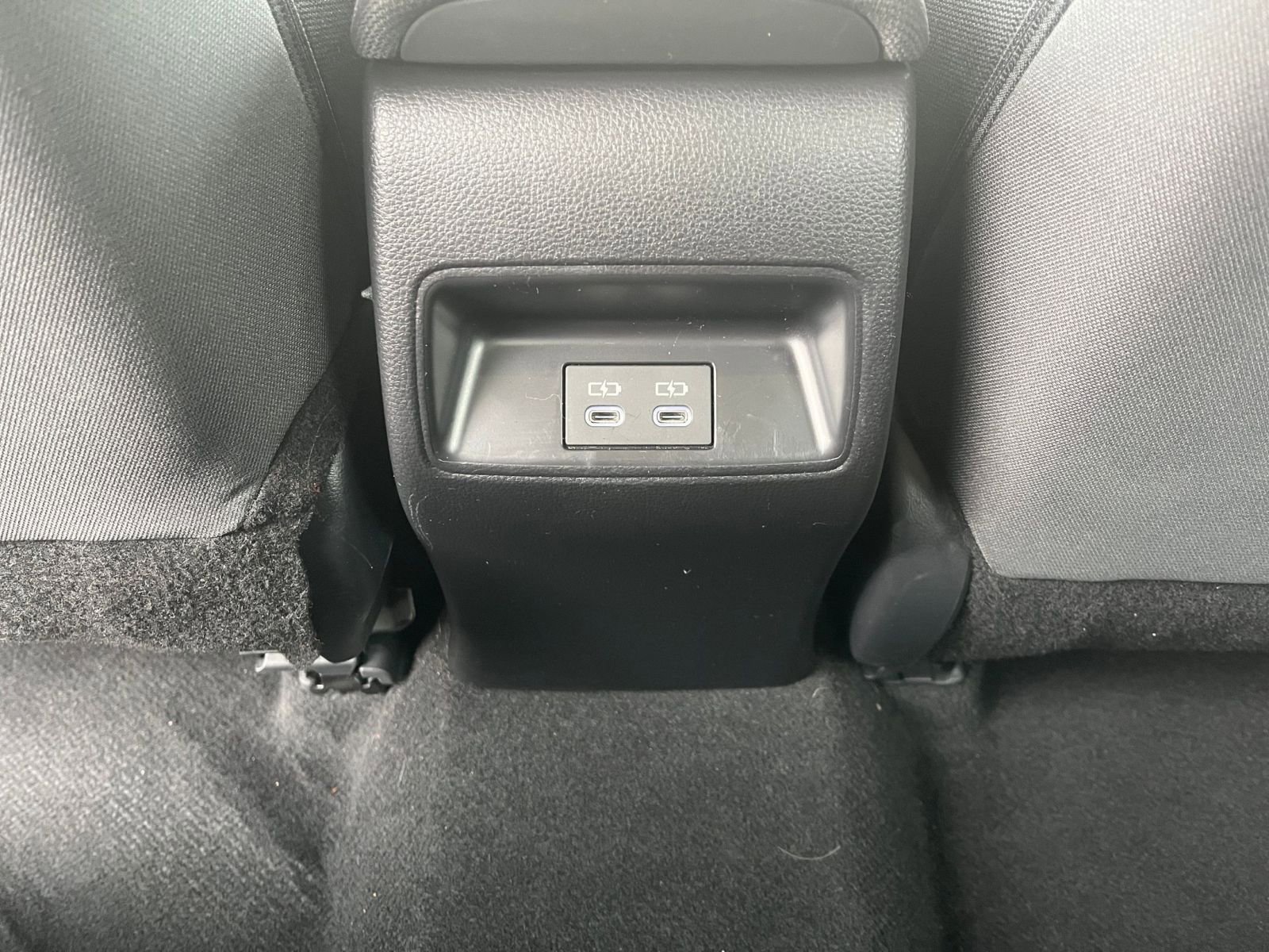 Used 2025 Toyota Corolla LE image 23