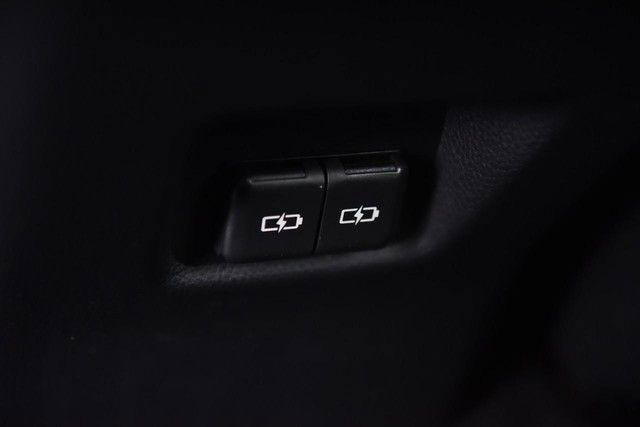 Used 2025 Toyota RAV4 XLE image 23