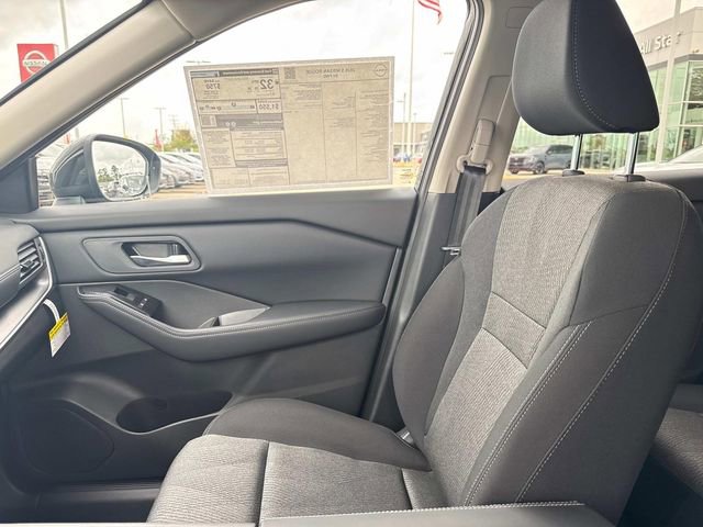 New 2026 Nissan Rogue SV FWD image 17