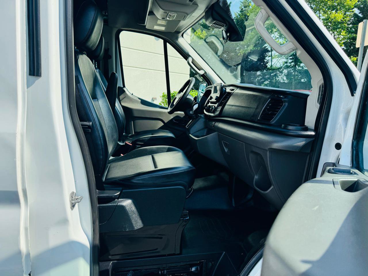 Used 2020 Ford Transit 250 Medium Roof w/ Load Area Protection Package RWD image 13