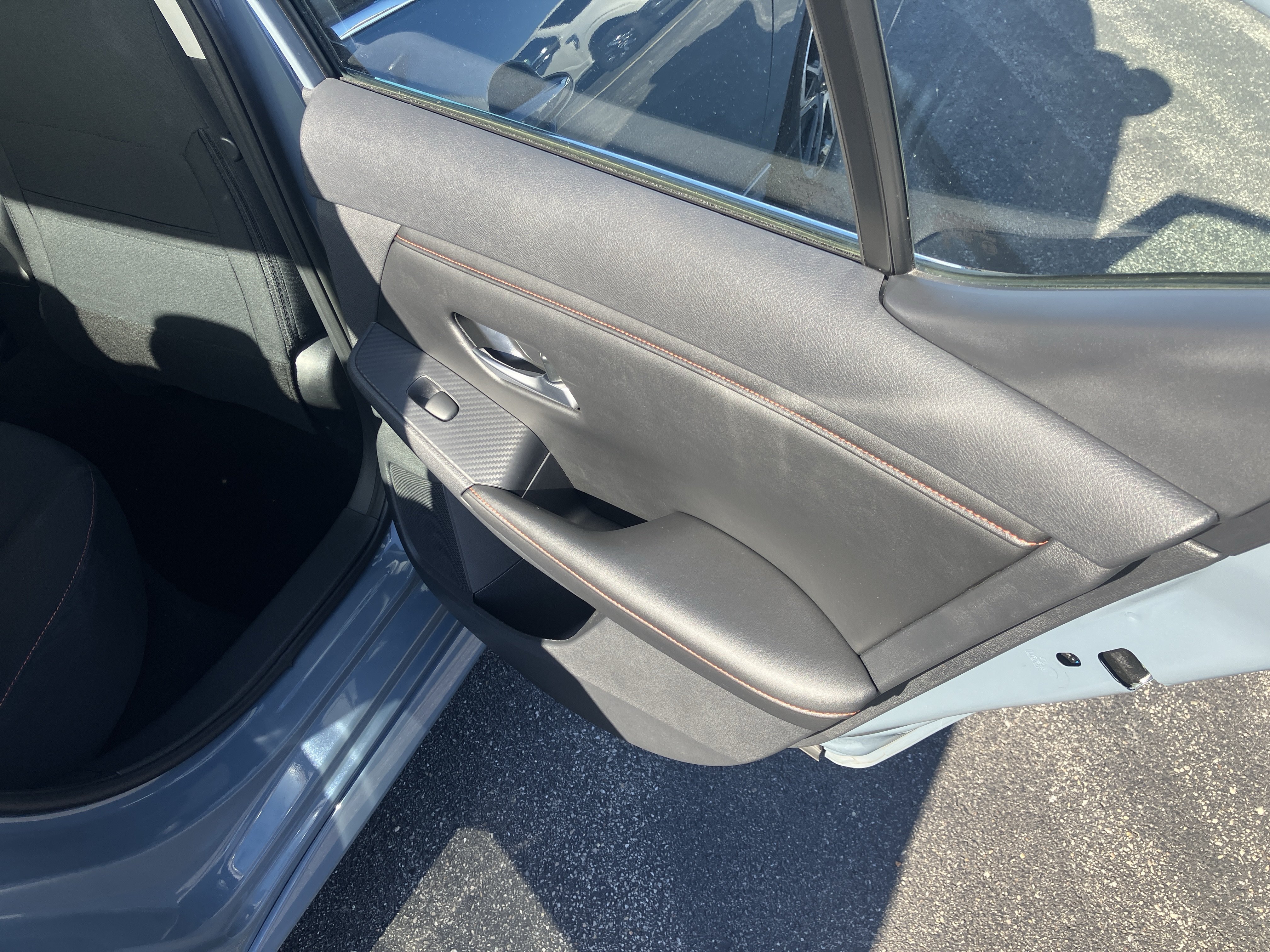 Used 2024 Nissan Sentra SR FWD image 11