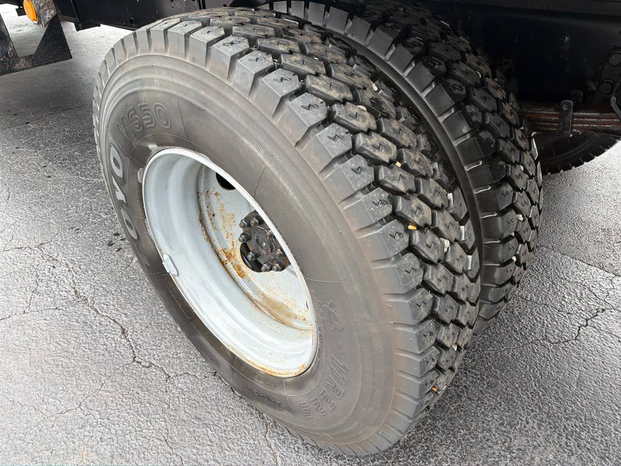Used 2013 Ford F650 2WD Regular Cab Super Duty image 8