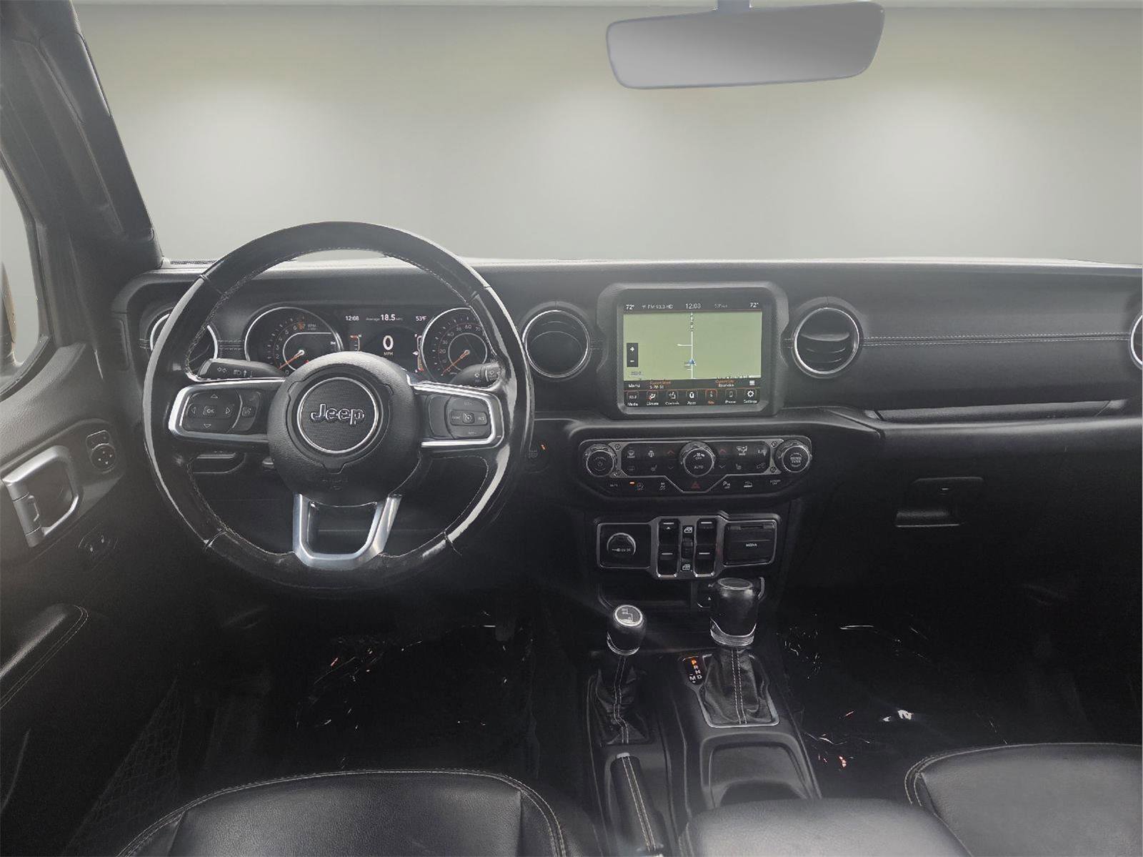 Used 2020 Jeep Gladiator Overland image 2