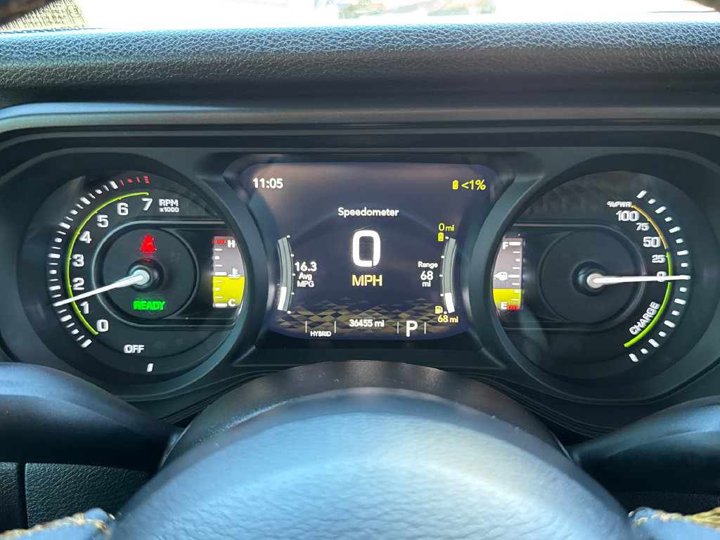 Certified 2024 Jeep Wrangler Unlimited w/ Convenience Group AWD/4WD image 32