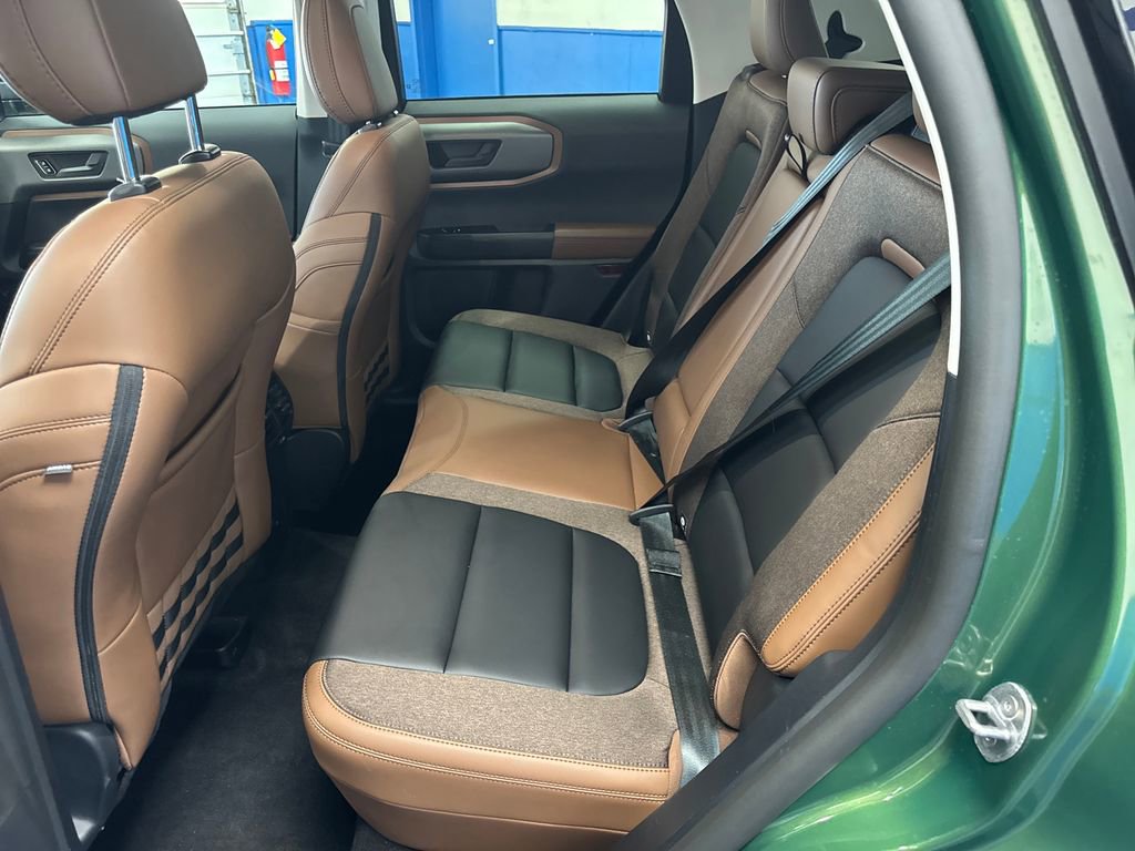 Certified 2025 Ford Bronco Sport Outer Banks w/ Outer Banks Tech Package+ AWD/4WD image 27