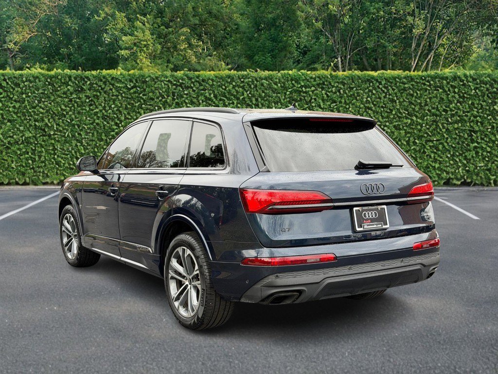 Used 2025 Audi Q7 2.0T Premium w/ Convenience Plus Package image 6