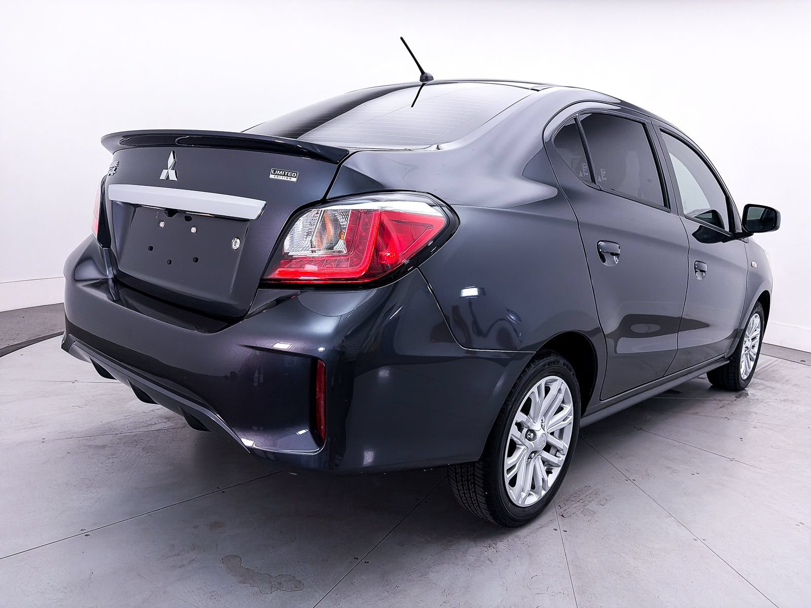Used 2024 Mitsubishi Mirage G4 LE FWD image 13