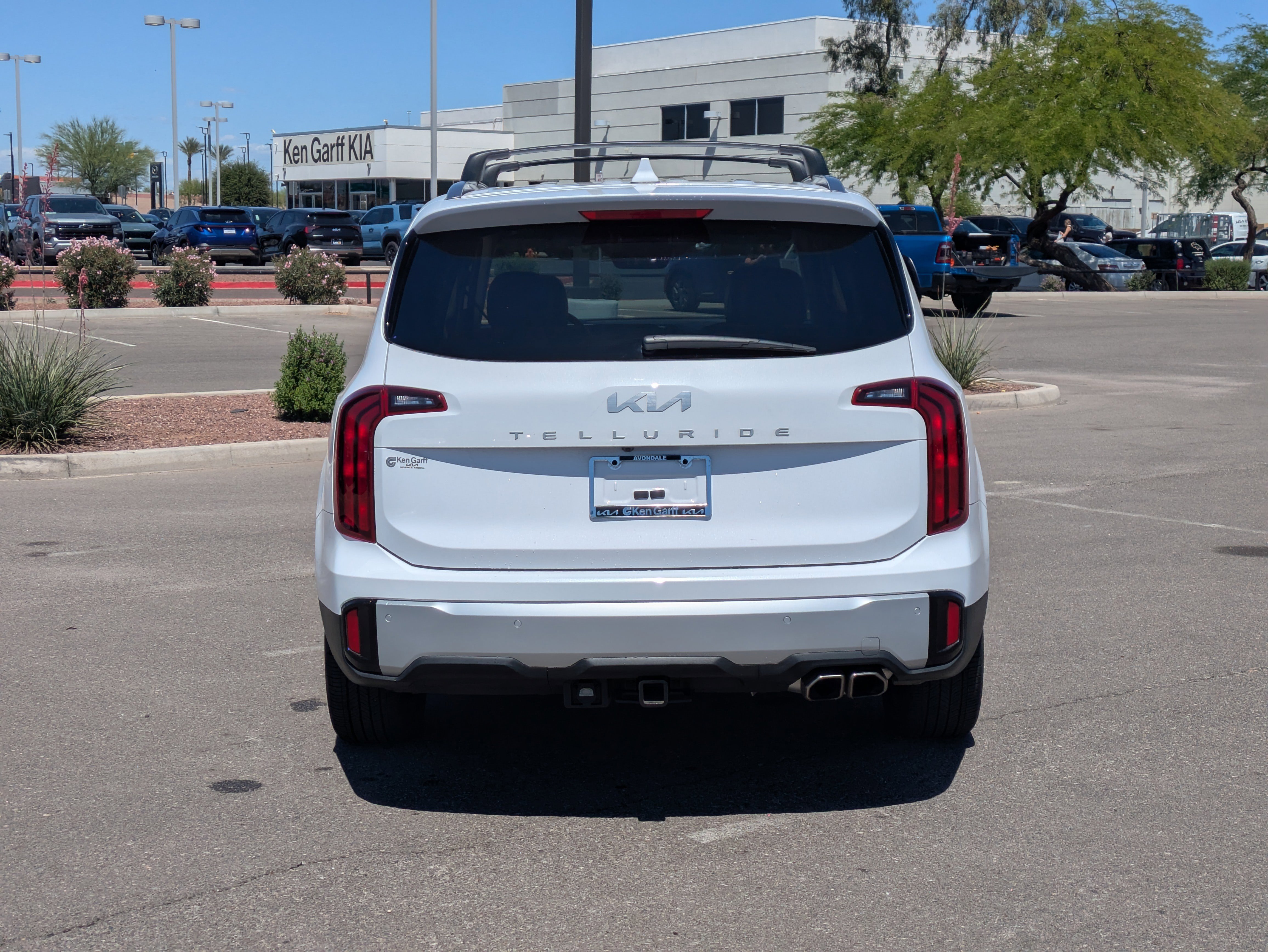 Used 2024 Kia Telluride S w/ S Sunroof Package image 4