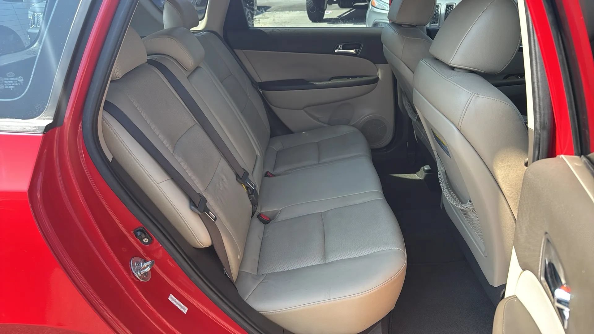 Used 2011 Hyundai Elantra FWD image 19