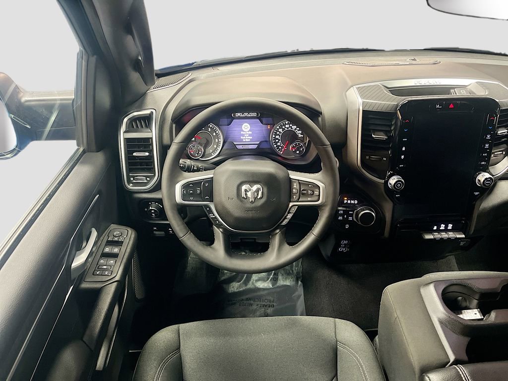 Used 2025 RAM 1500 Big Horn AWD/4WD image 23