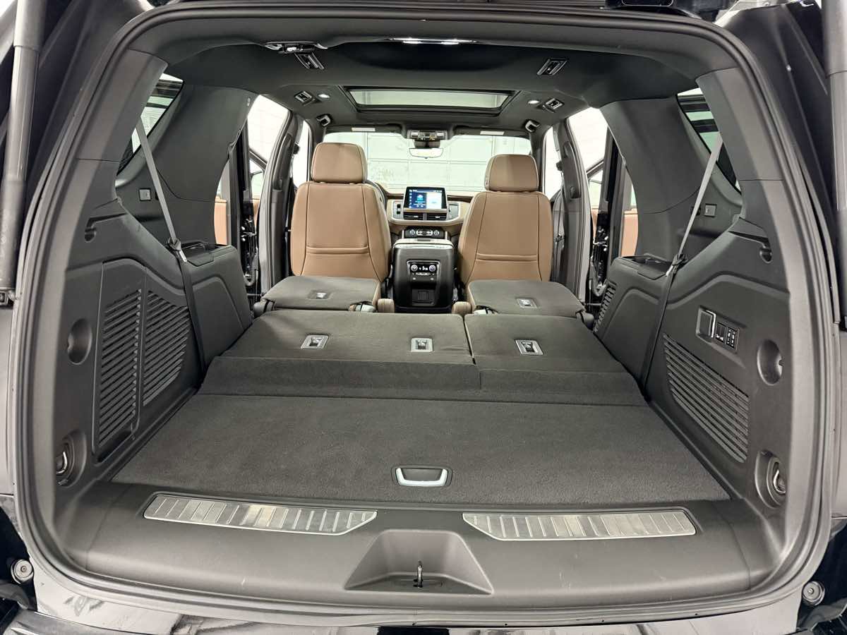 Used 2023 Chevrolet Tahoe High Country image 41