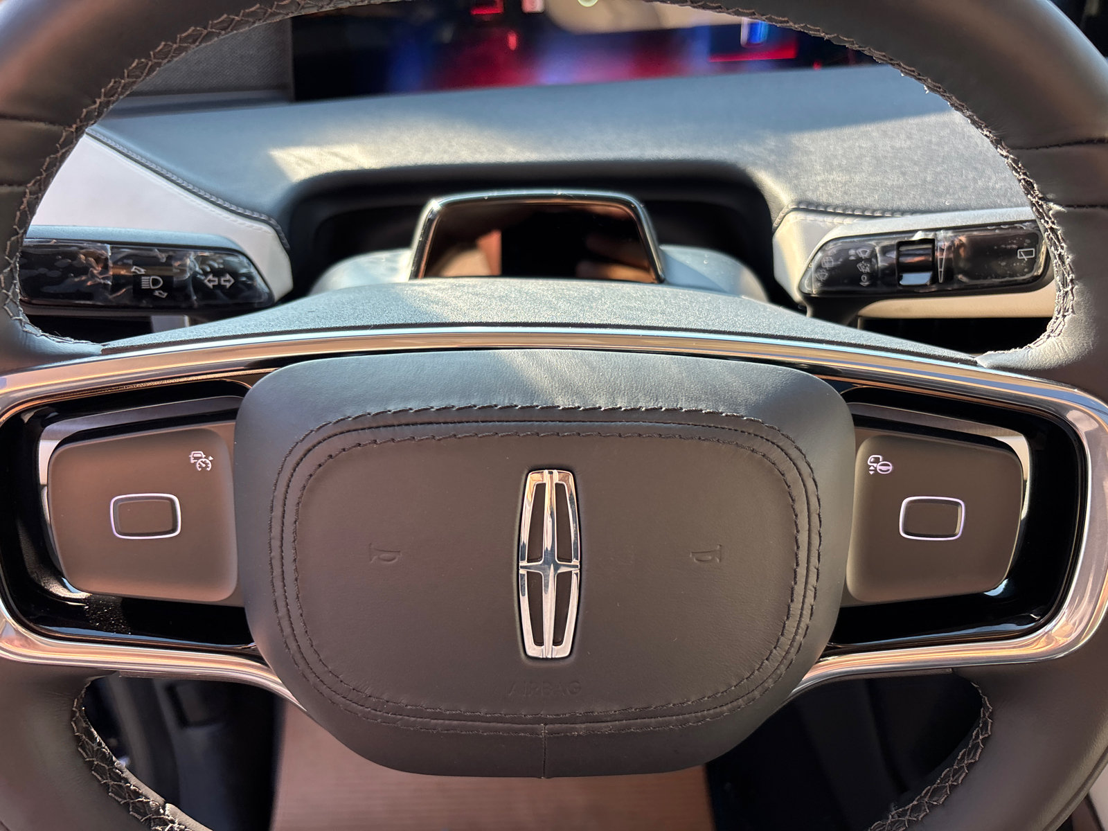 New 2027 Lincoln Navigator L Reserve AWD/4WD image 15