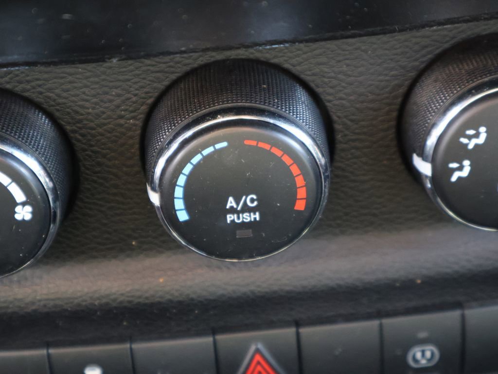 Used 2013 Jeep Wrangler Unlimited Sahara w/ Connectivity Group image 33