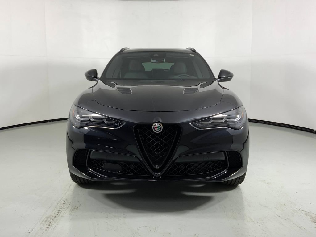 Used 2024 Alfa Romeo Stelvio Quadrifoglio w/ Active Assist Plus Package AWD/4WD image 5