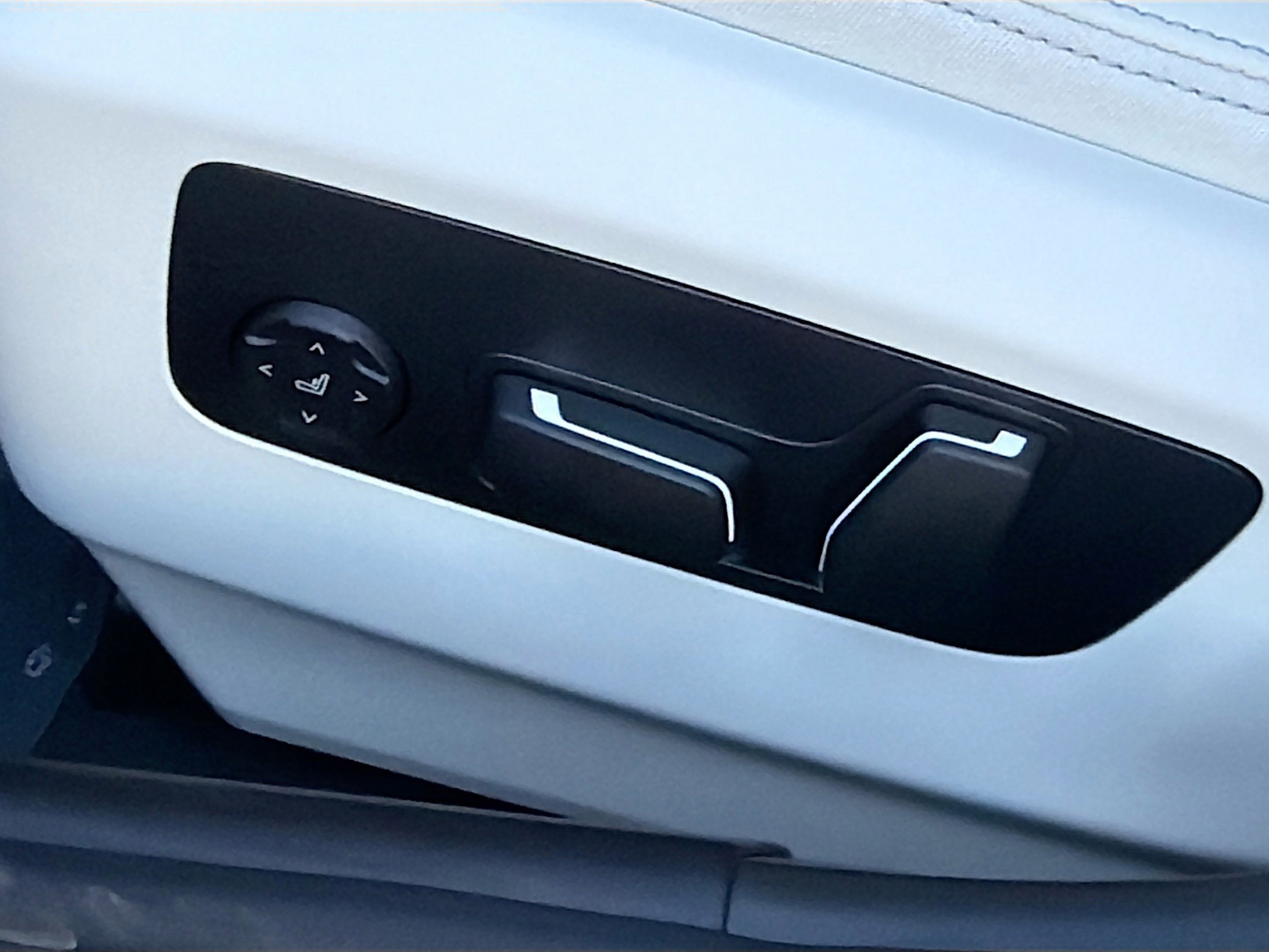 New 2026 BMW 530i w/ M Sport Package image 25