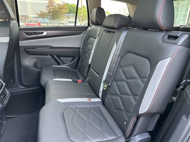 New 2026 Volkswagen Atlas Peak Edition AWD/4WD image 16