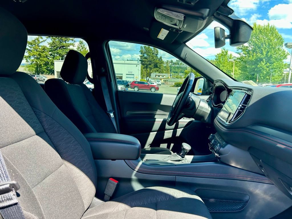 Used 2025 Dodge Durango R/T w/ Blacktop Package AWD/4WD image 18