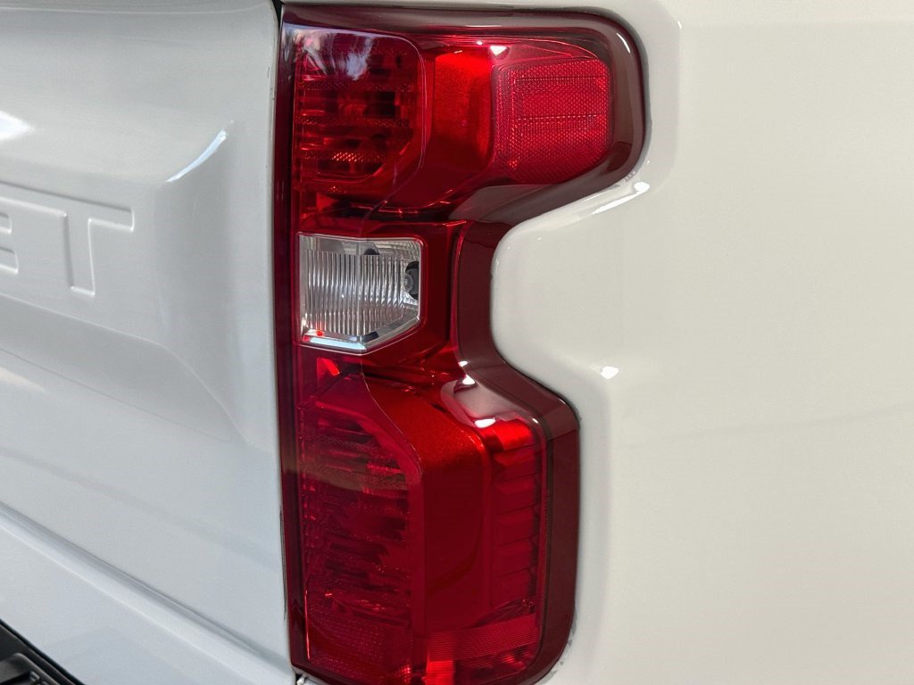 Used 2022 Chevrolet Silverado 1500 W/T RWD image 27