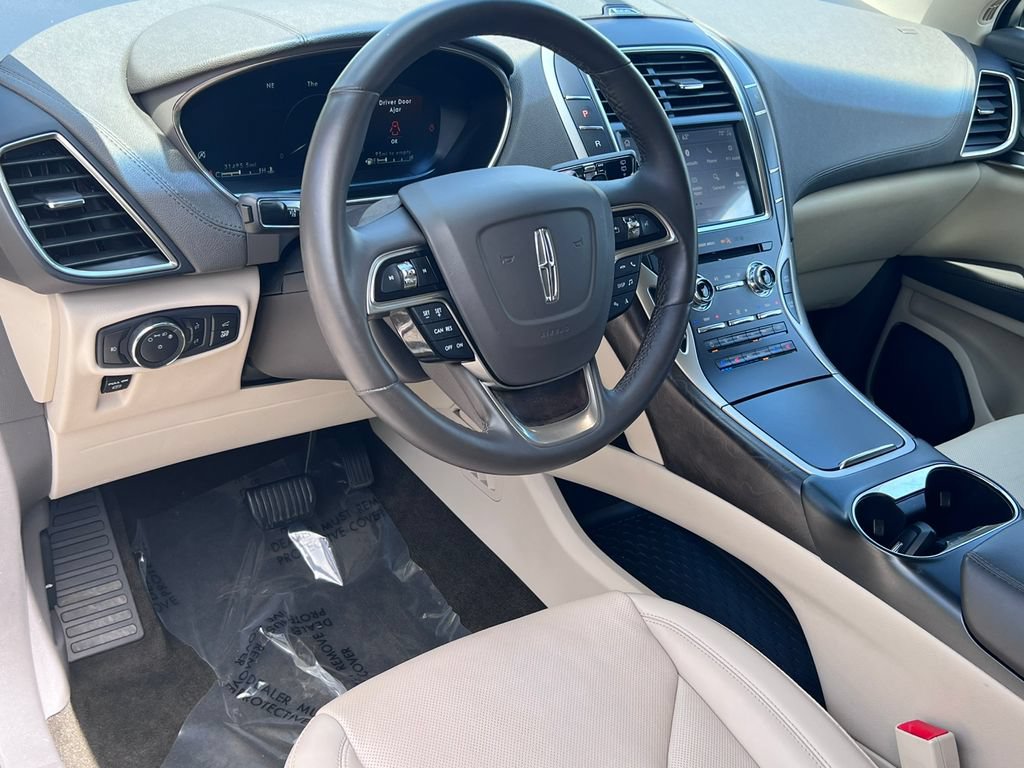 Used 2020 Lincoln Nautilus Reserve AWD/4WD image 12