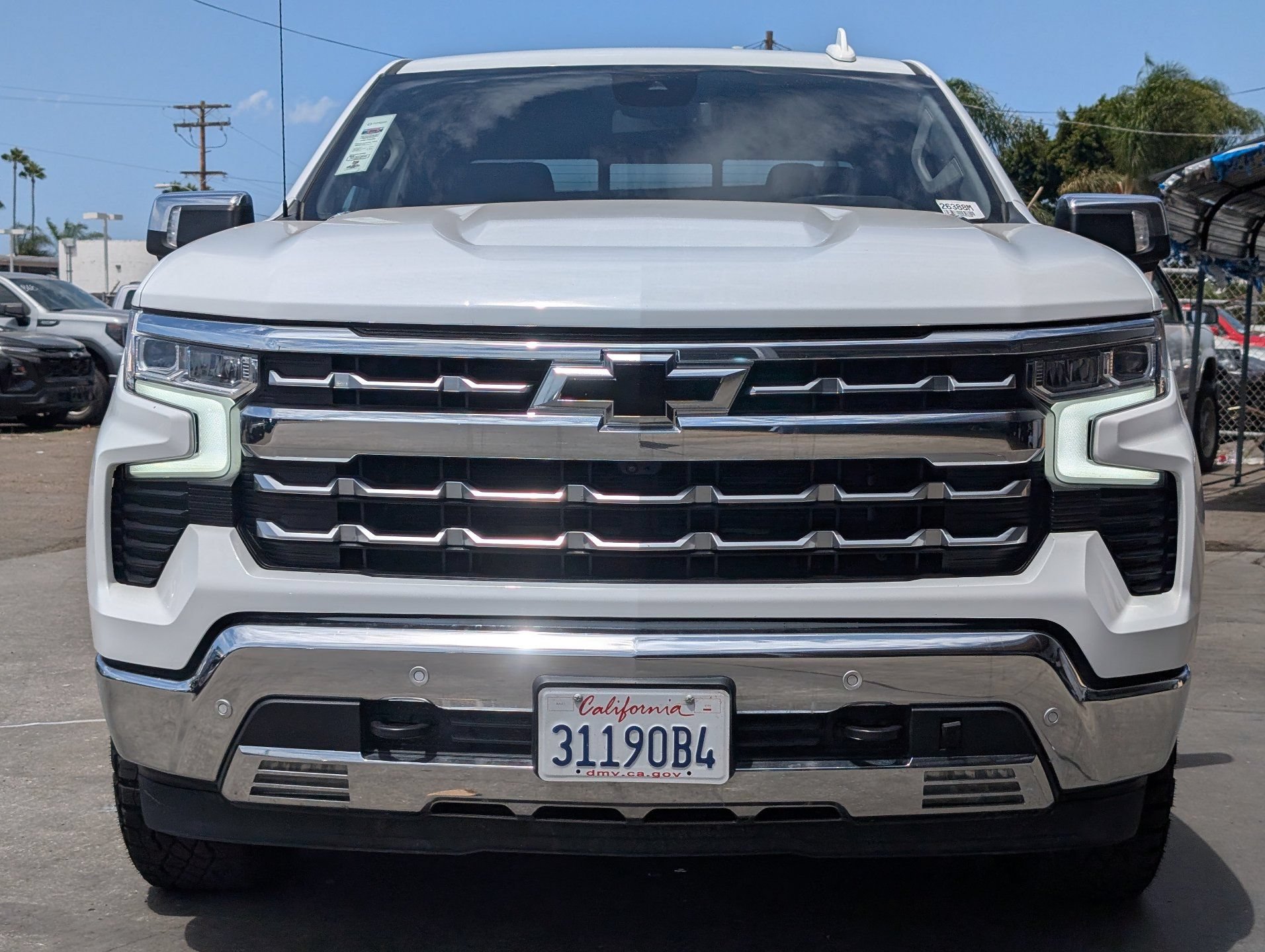 Used 2024 Chevrolet Silverado 1500 LTZ AWD/4WD image 5
