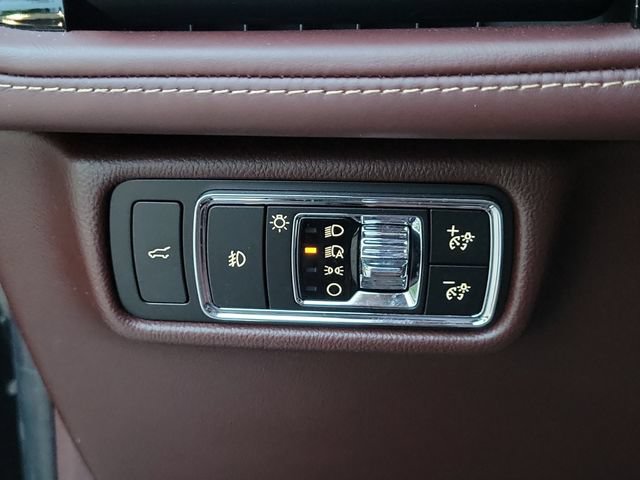 Certified 2024 Lincoln Aviator Black Label AWD/4WD image 15