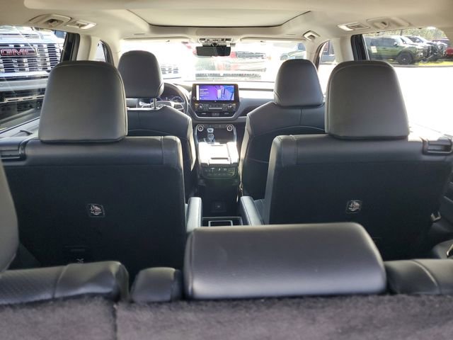 Used 2024 Toyota Grand Highlander Platinum image 32