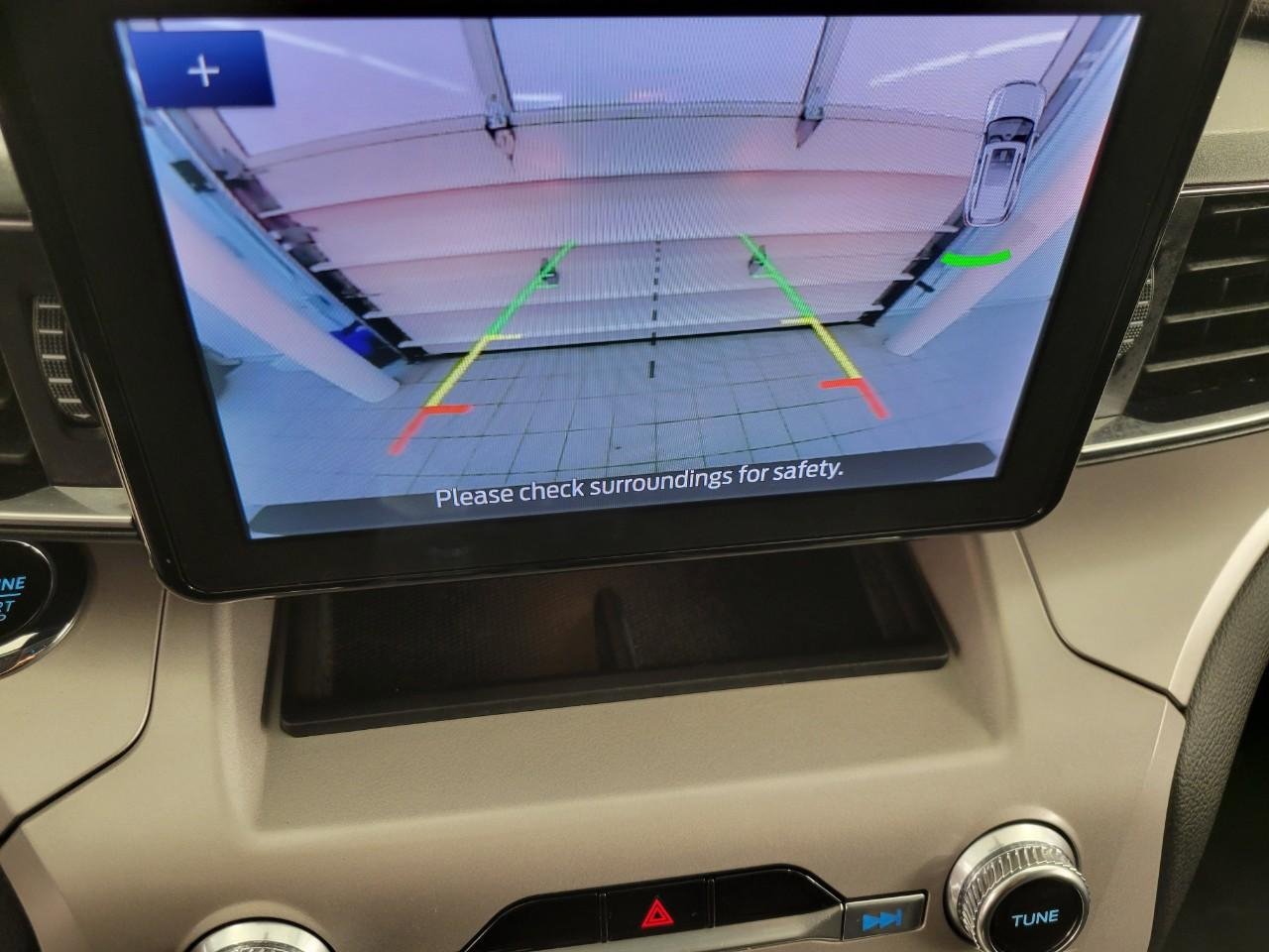 Used 2023 Ford Explorer XLT w/ Equipment Group 202A image 14