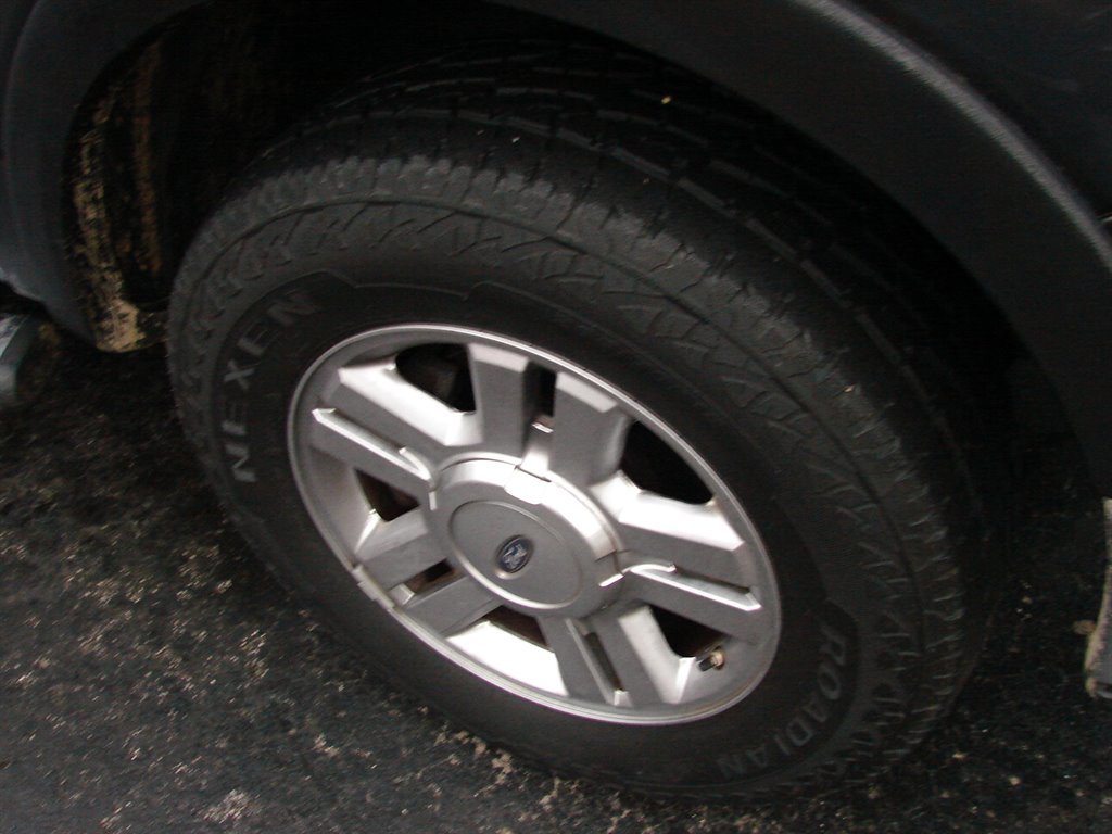 Used 2008 Ford F150 Lariat image 3