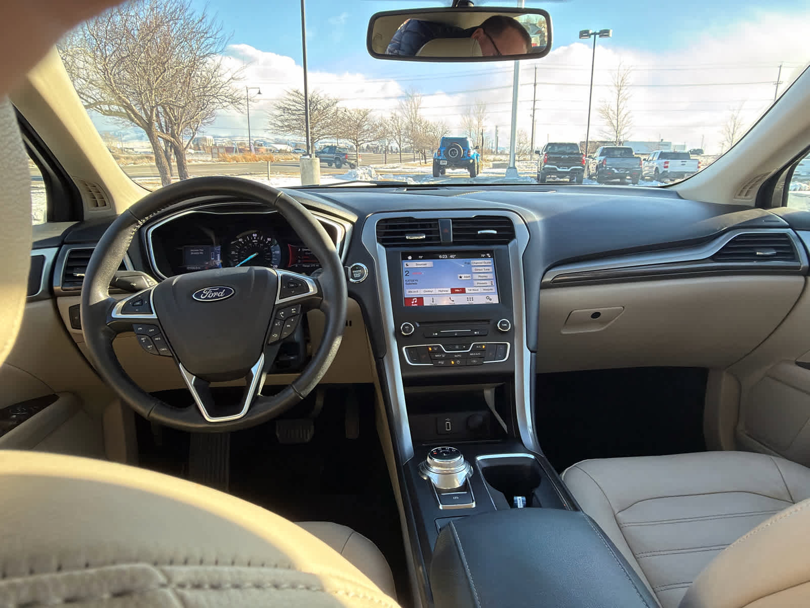 Used 2017 Ford Fusion Energi SE image 12