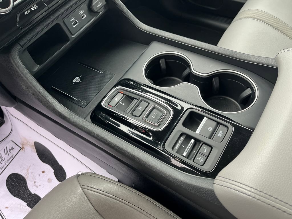 Used 2025 Honda Pilot Touring image 25