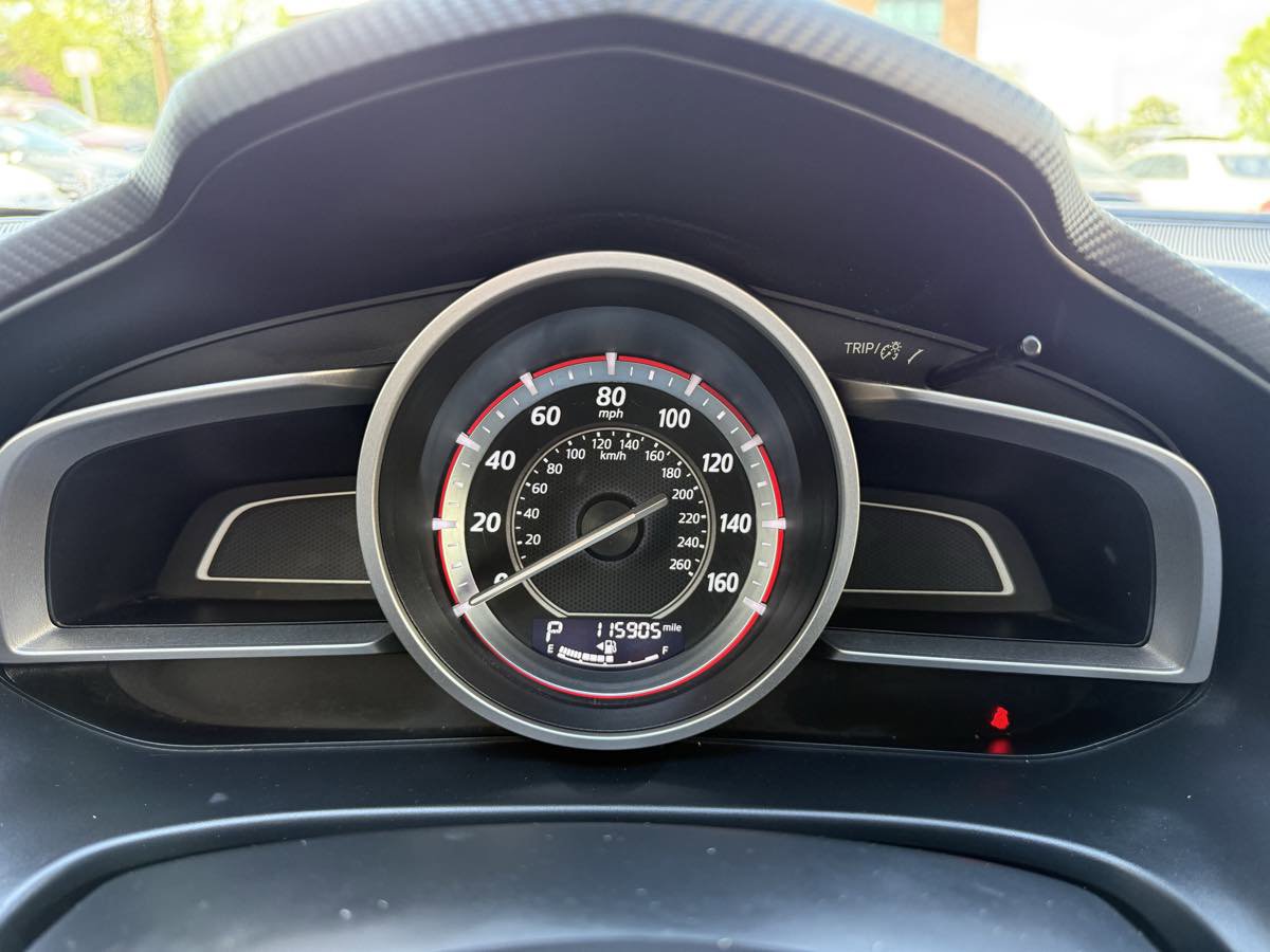 Used 2015 MAZDA MAZDA3 i SV image 15